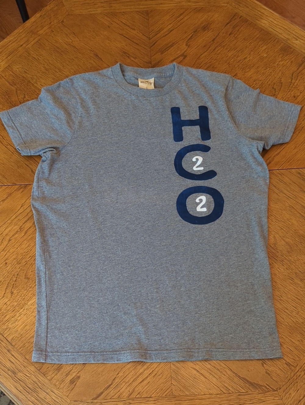 Hollister Heather Gray Graphic Tee